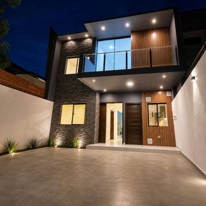 En Venta | Casa De 3 Dormitorios | Zona Norte