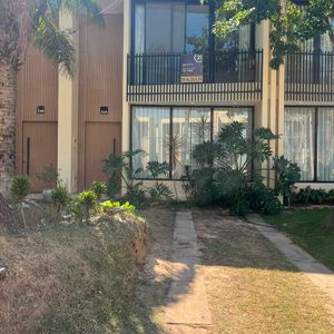 Casa En Alquiler – Condominio Square Del Urubó