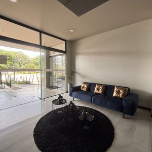 Departamento En Venta De 2 Dormitorios 4to Anillo Av. Roca Y Coronado
