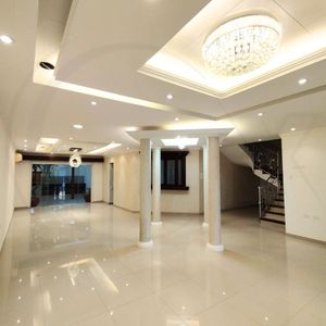 Casa En Alquiler Av. Paragua Para Vivienda U Oficina