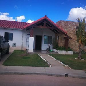 En Alquiler En Alquiler $600 Con Expensas Incluida