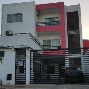 Casa De 3 Pisos