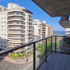 Apartamento Exclusivo De 1 Dormitorio En Venta, Punta Carretas