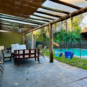 Zorzales De Carrasco. Nariño Y Soudriers.1 Planta. 3 + Servicio. Piscina