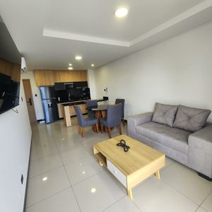 Departamento En Alquiler De 1 Dormitorio A Estrenafr En Equipetrol