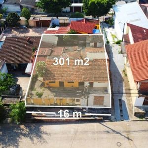 Casa En Venta A Precio De Terreno – Zona Colegio La Salle