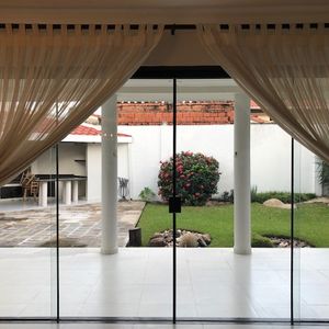 Canal Cotoca  Entre 2do Y 3er Anillo Alquiler Casa Para Empresa