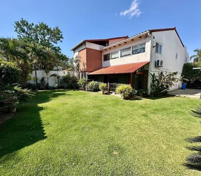 ¡hermosa Casa En Venta – Condominio Piraí! 