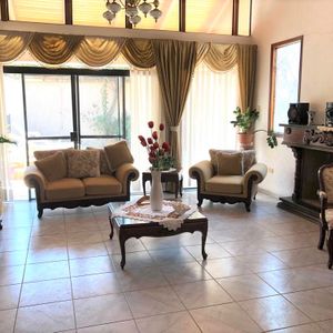En Venta Terreno/casa (1.105 M2)