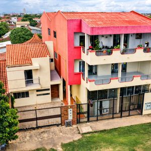 Casa Comercial Sobre Avenida En Venta