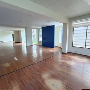 Casa En Alquiler Calacoto