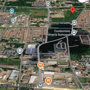 Exclusivo Terreno En Venta Frente Al Condominio Versalles, Zona Norte.