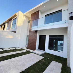  Casas En Pre-venta Con Propia Piscina 