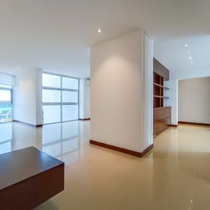 Torre Olimpo Av Ejercito Nacional Depto En Venta De 3 Dormitorios