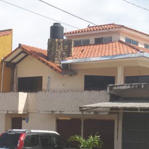 Casa Av. Moscú 