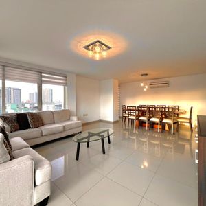 Departamento De Lujo En Alquiler - 2do. Anillo Y Av. Banzer