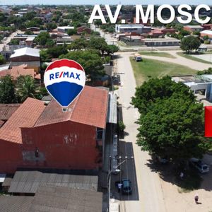 Casa Comercial Al Frente Del Mercado Abasto 3 Con 15 Habitaciones