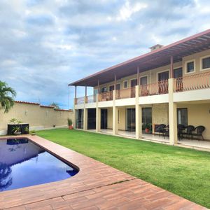 Casa En Venta - Santa Cruz De La Colina 