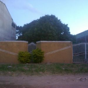 Casa En Venta En La Zona Del Plan Tre Mil De Tras De La Plaza El Mechero 