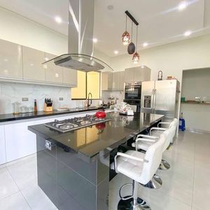 Casa De Lujo En Venta Condominio Valle Norte II 