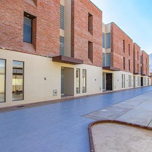 Vivienda En Condominio En Venta - Zona El Castillo