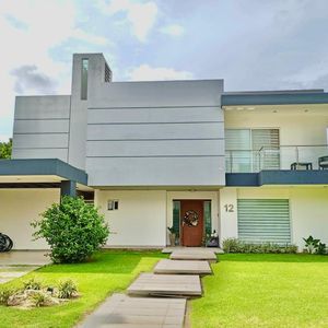 Casa En Alquiler De Lujo - Colinas Del Urubo 1