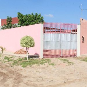 Linda Casa Ubicada Cerca De La Urbanizacion España