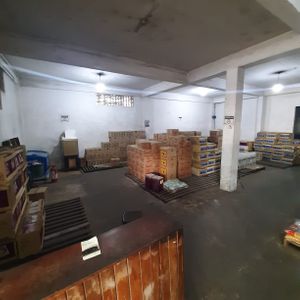 Amplio Galpon Con Oficinas En Alquiler 2do Anillo Av Banzer