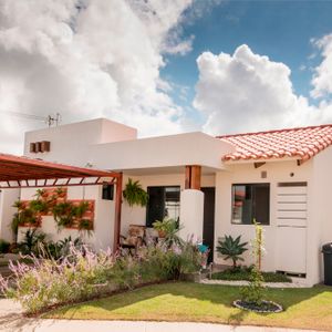 Hermosa Casa Nueva Totalmente Equipada En La Zona Norte, En Condominio