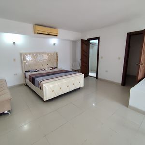 Monoambiente En Alquiler En Edificio 