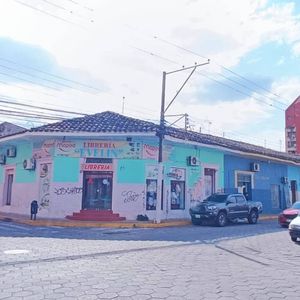 Casa Comercial Centrica