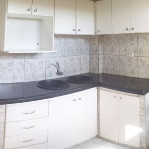 En Condominio Centrico Se Alquila Departamento Sin Amoblar A 250 $us