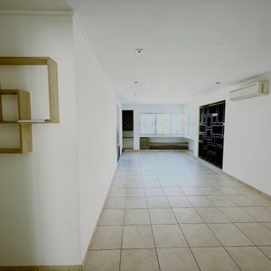 De Ocasión Amplio Depto De 134 M2 Equipado Con Garaje