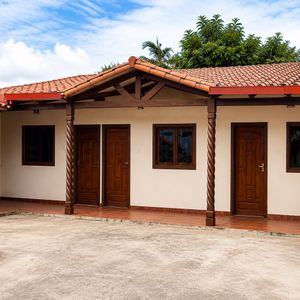 En Santa Cruz! Casa En Venta – Zona Villa 1° De Mayo 