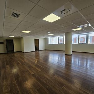 Oficina En Alquiler – Edificio Corporativo Torres Moll