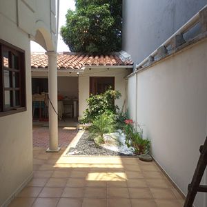 Hermosa Y Amplica Casa A La Venta