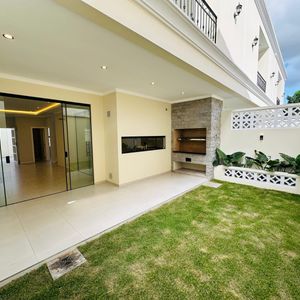 Casa En Venta Zona Norte - 3 Dormitorios