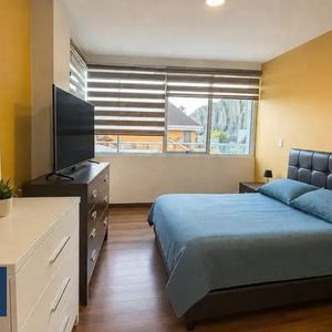 Departamento En Venta En Achumani Con Balcon Privado