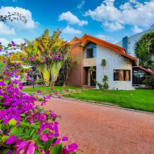 Linda Casa En Condominio En El Urubo