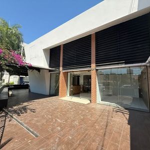 Local Premium En Equipetrol
