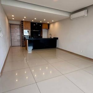 Departamento De 2 Dormitorios En Alquiler - Condominio Sky Lumiere