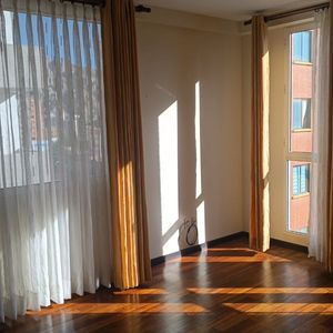 Departamento En Alquiler De 3 Dormitorios Entre 21 Y 22 De Calacoto 