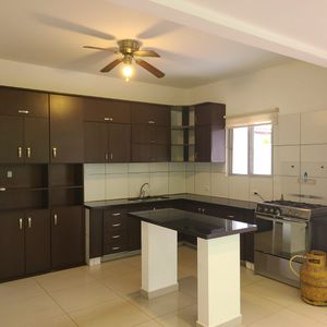 Casa En Alquiler – Condominio Santa Cruz De La Colina