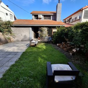 Venta Casa Carrasco /3 Dormitorios/2baños/3cocheras/barbacoa/jardín