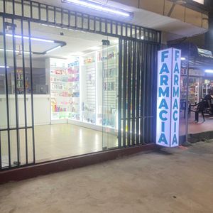 Local Comercial En Alquiler Av. Melchor Pinto 