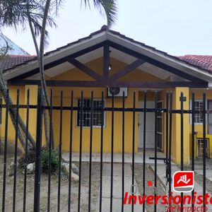 Casa De 3 Dormitorios En Alquiler