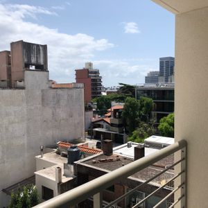 Pocitos Nuevo: Monoambiente Moderno, Próximo A Wtc, Bajos Gastos.