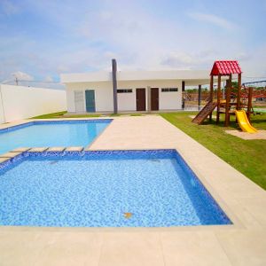 Casa En Venta A Estrenar En Cond. Brisas Del Norte 2