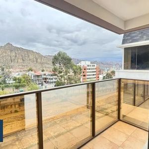 Departamento En Alquiler En Achumani Con Balcon Privado