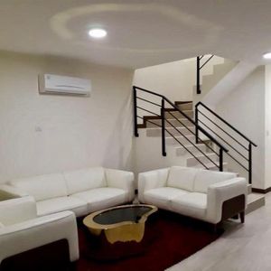 Departamento Duplex Con Entrada Propia En Venta  